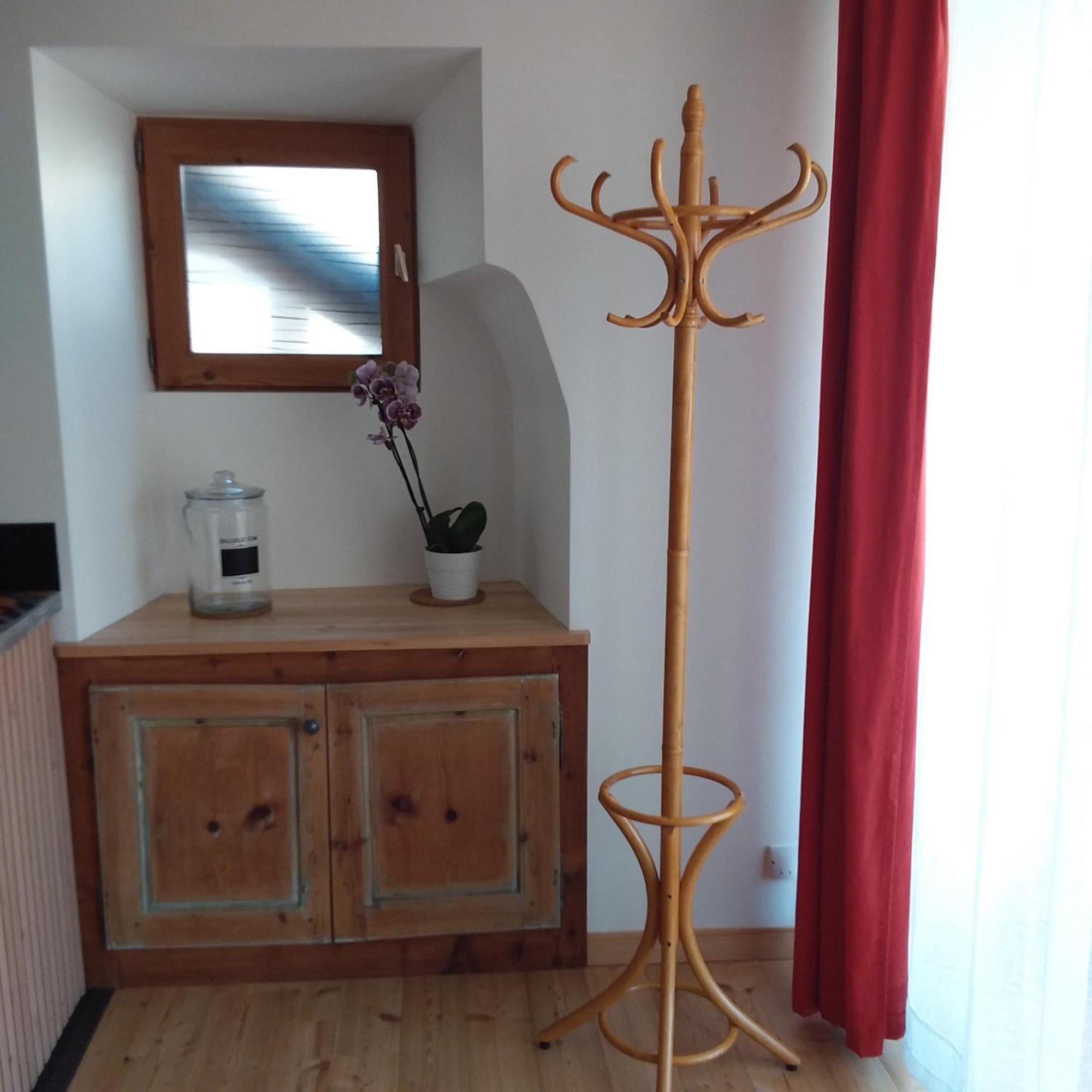 Appartement Dans Maison De Village Crots Εξωτερικό φωτογραφία